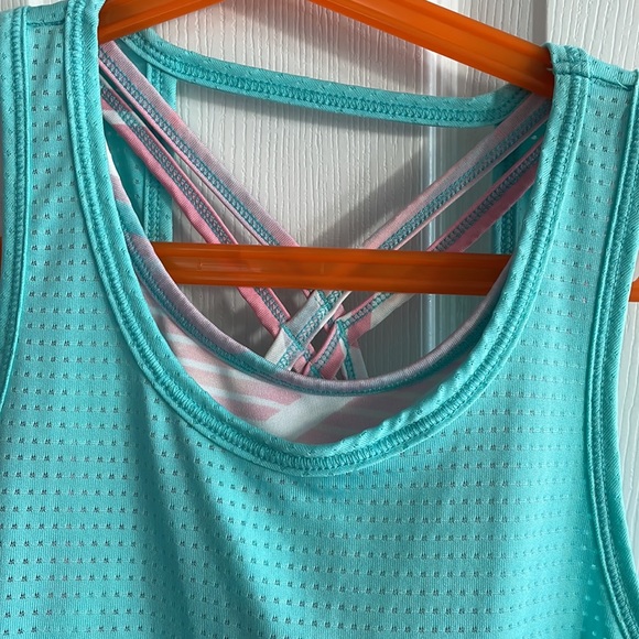 NWT Girls Soft Blue Turquoise Active Tank with built in bra - Picture 2 of 5
